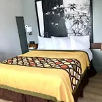 Super 8 By Wyndham Fort Bragg