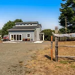 Tidepool Retreat