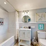 Sea Dream And Sand Dollar Suite