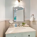 Sea Dream And Sand Dollar Suite