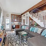 Mermaid Manor