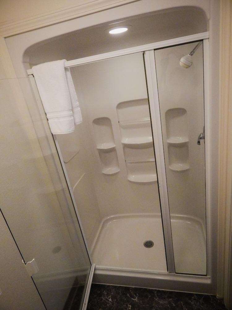 Hotel North Cliff 4*