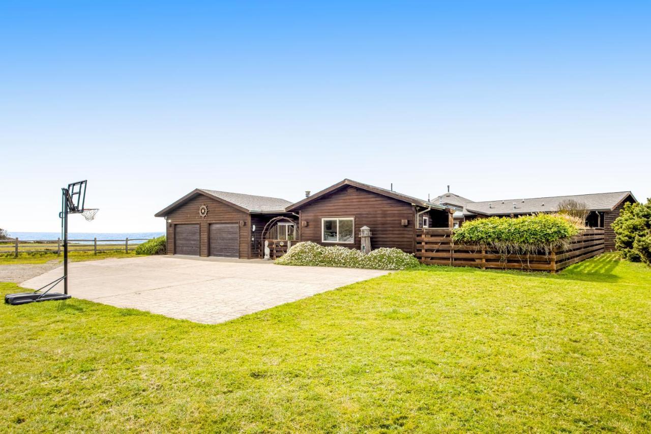 Holiday home Pelican House