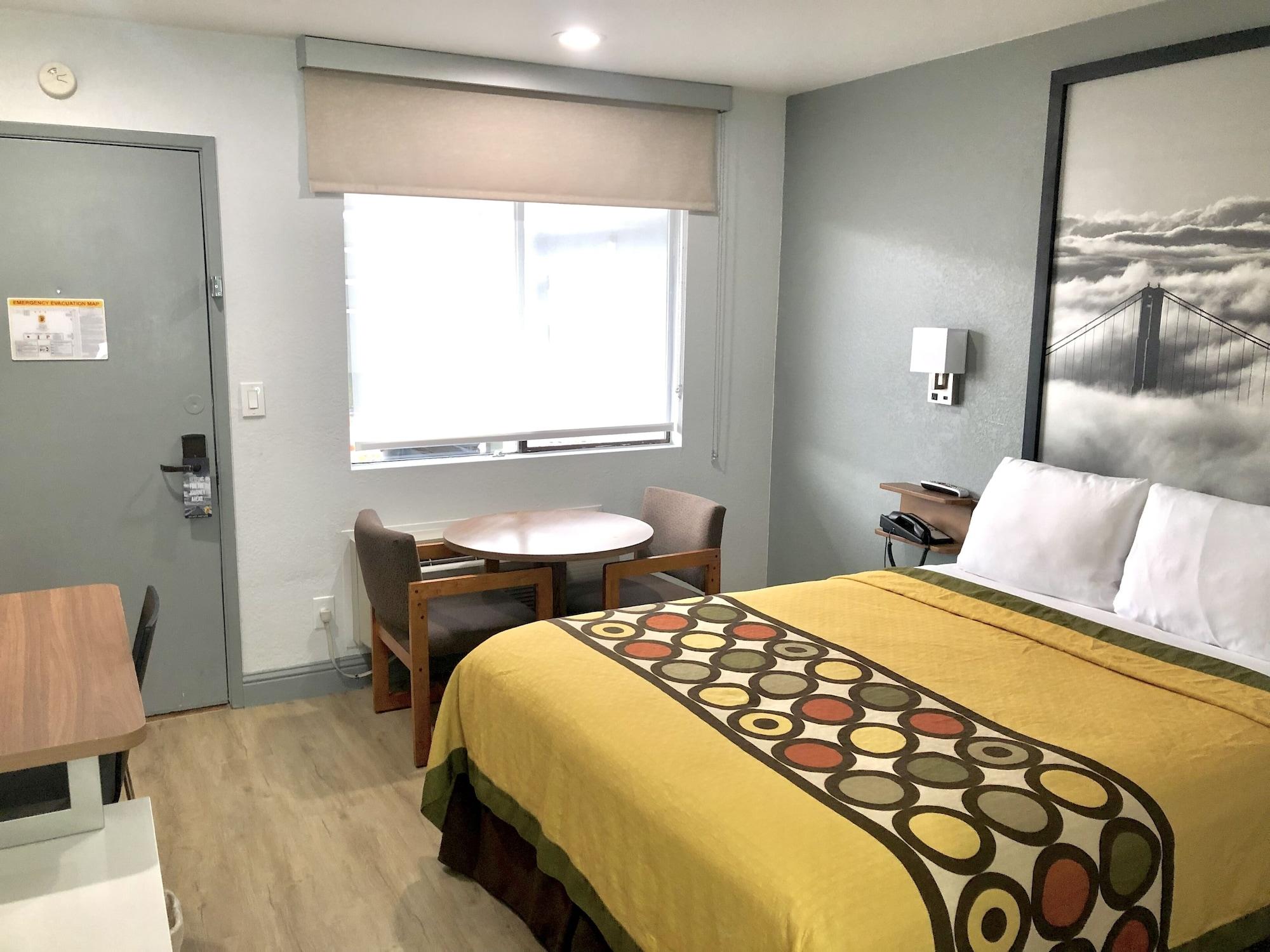 Super 8 By Wyndham Bragg Motel Fort Bragg