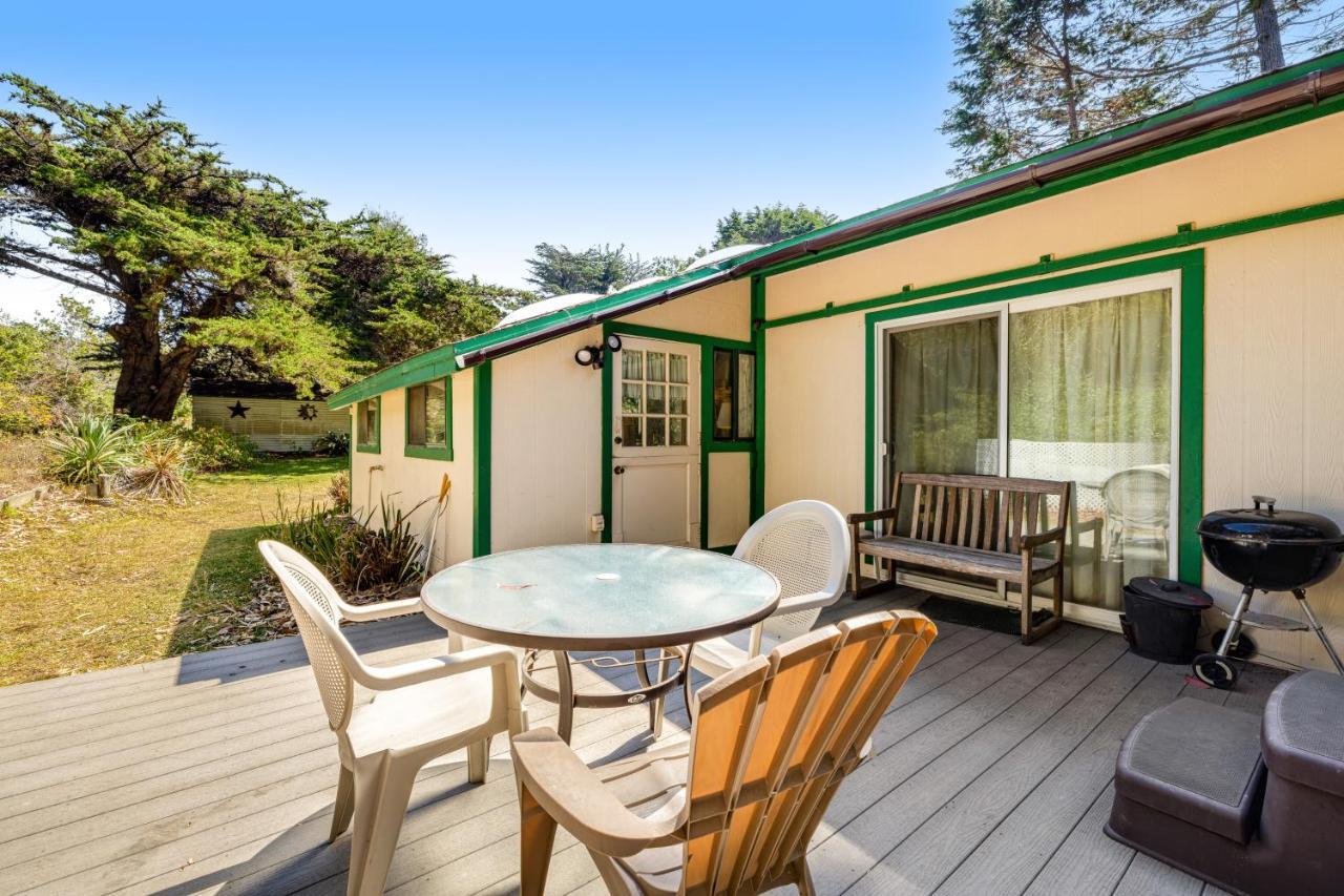 Mendocino Dunes - Dune Flower Hotel