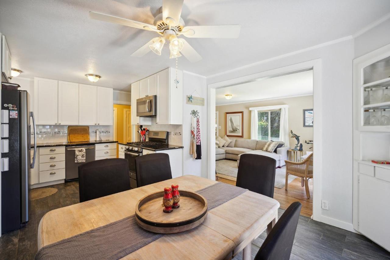 Charming Pet Friendly Coastal Getaway Fort Bragg