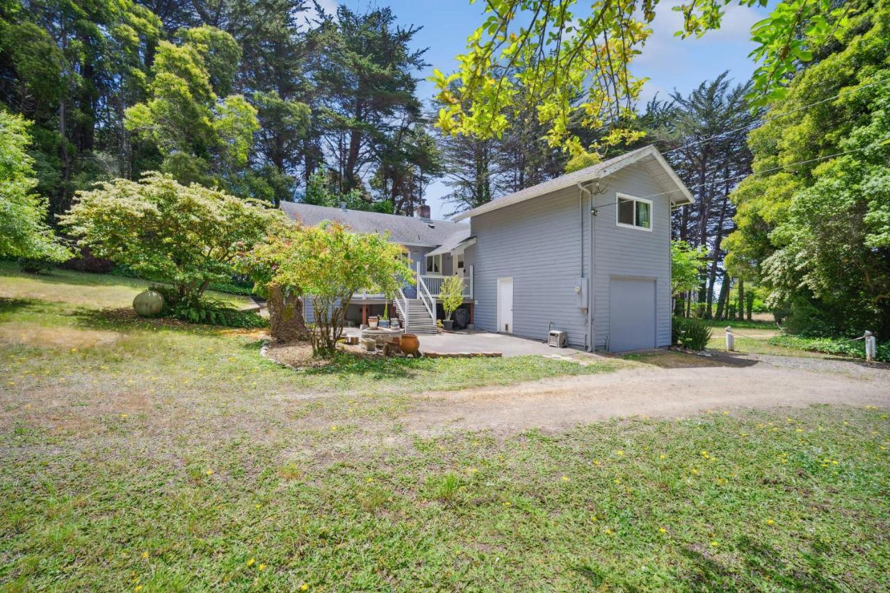 Charming Pet Friendly Coastal Getaway Holiday home Fort Bragg