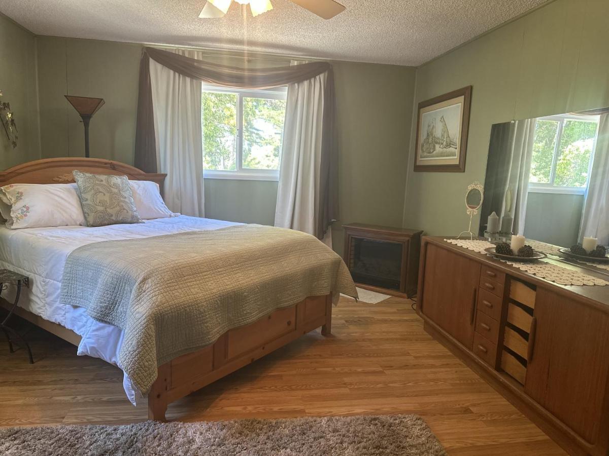 Holiday home Charming Pet Friendly Coastal Getaway Fort Bragg