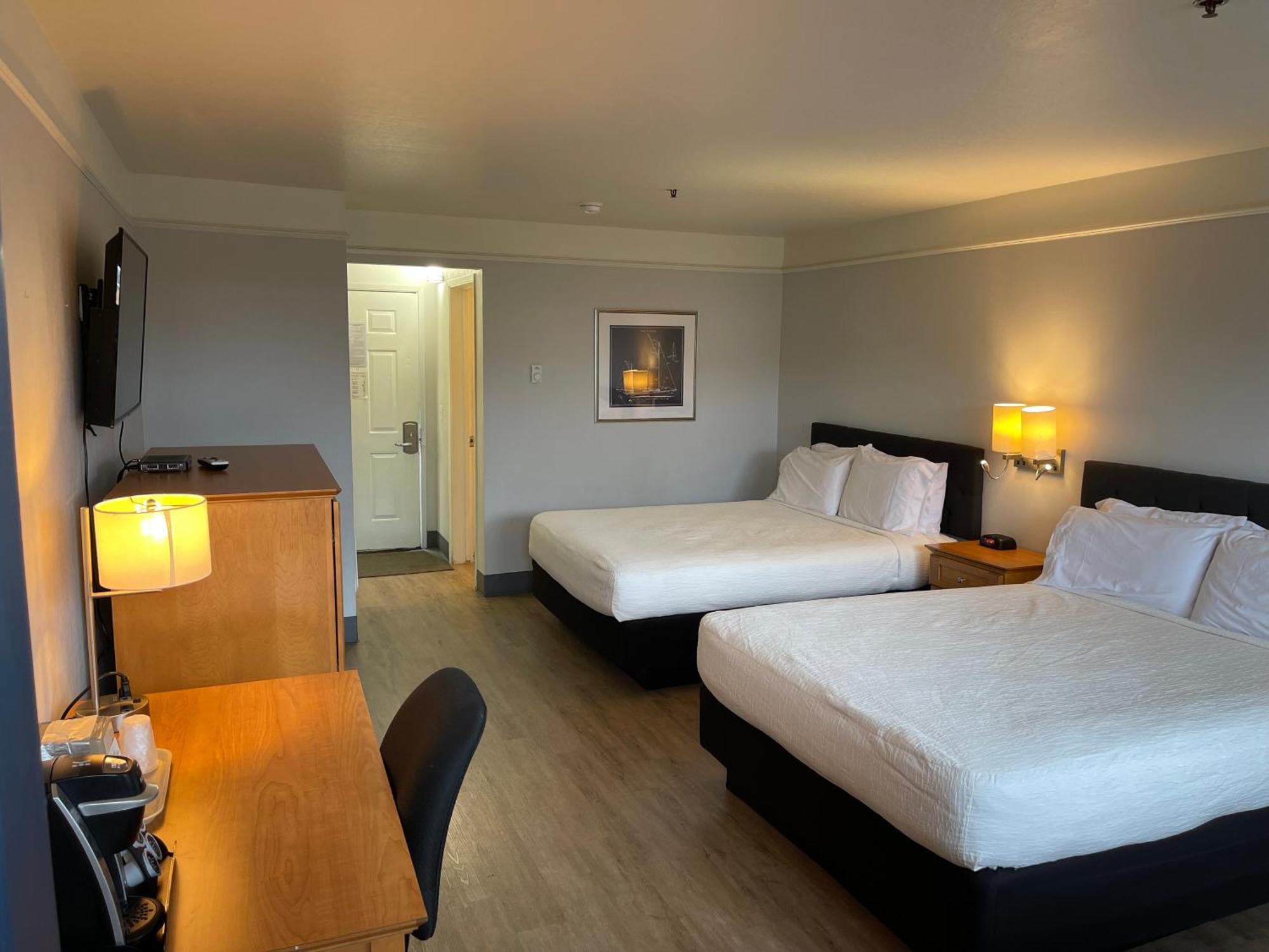 Seabird Bragg Motel Fort Bragg