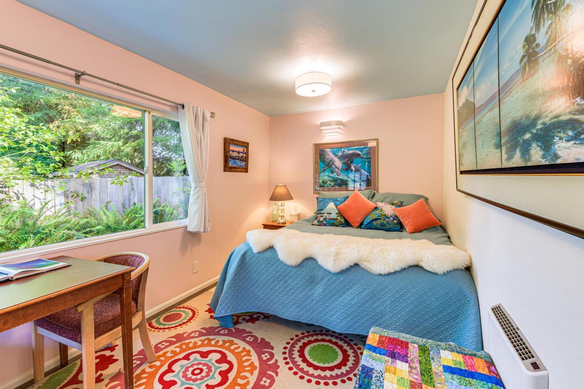 Bragg Secret Garden With Hot Tub, Views Holiday home Fort Bragg