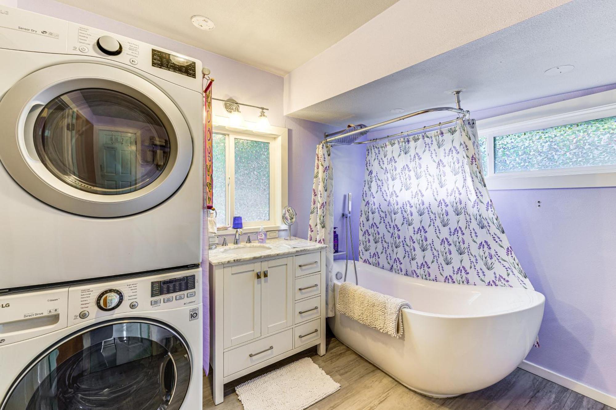 Bragg Secret Garden With Hot Tub, Views Holiday home Fort Bragg