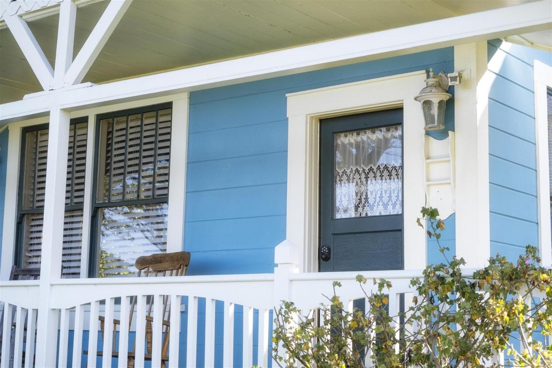 Annie's House * Fort Bragg