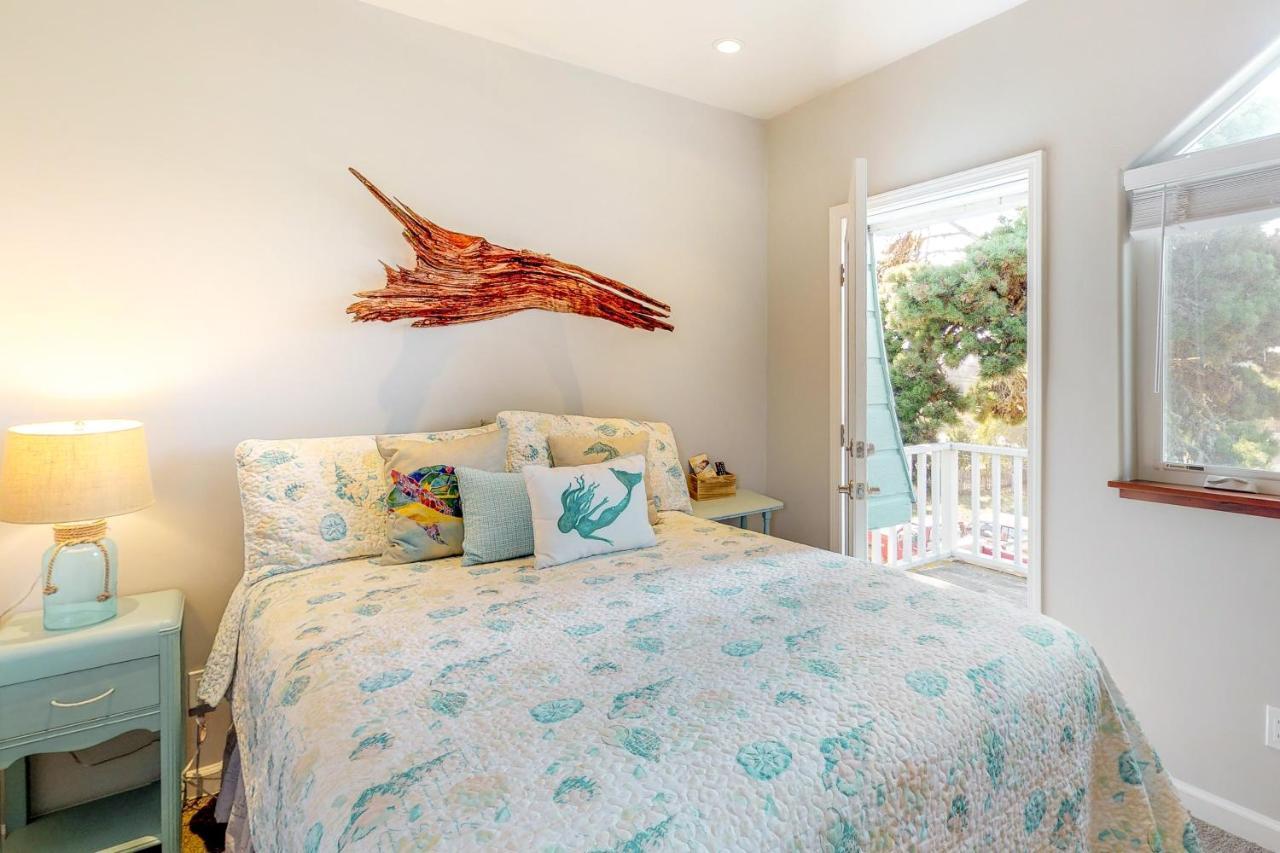 Mermaid Manor *