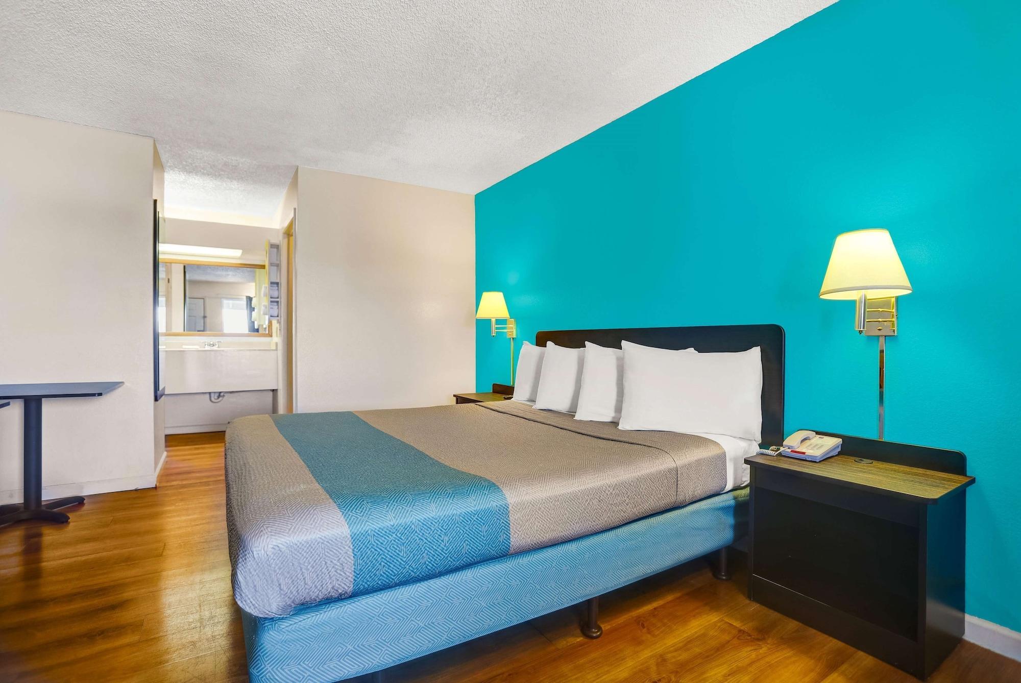 6-fort Bragg, Ca Hotel 2*
