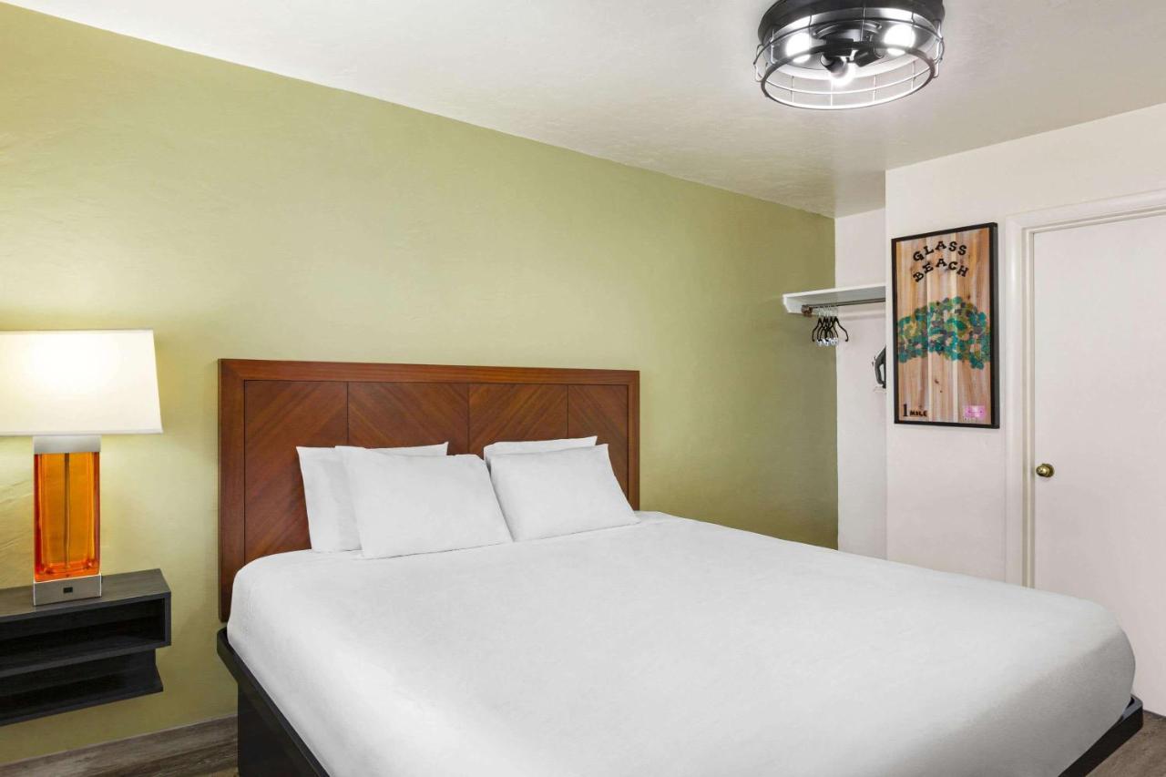 Baymont By Wyndham Bragg Fort Bragg