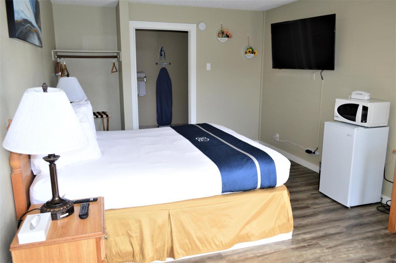 Motel 9 Glass 2*